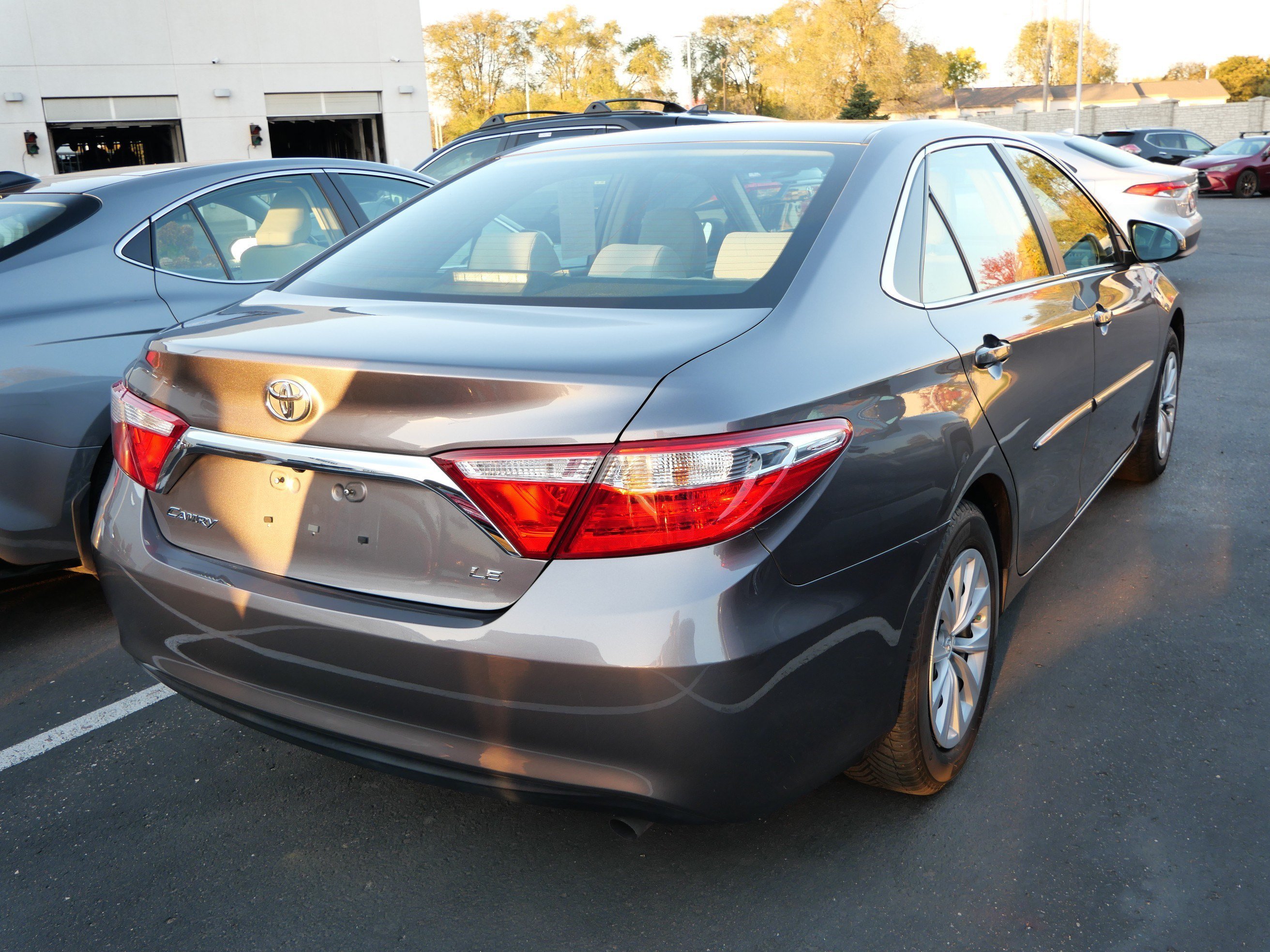 Used 2015 Predawn Gray Mica Toyota LE image 5