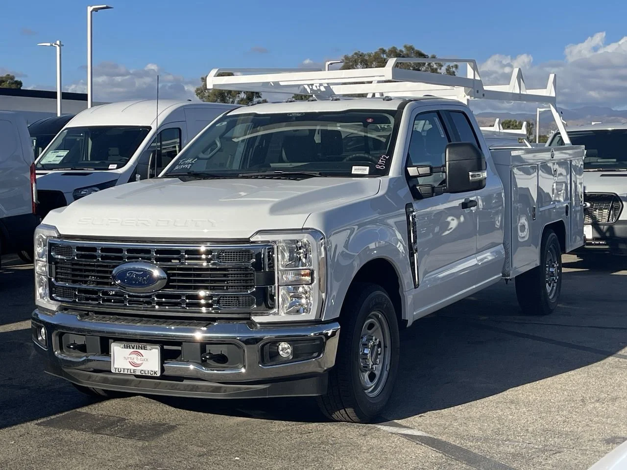 New 2026 Oxford White Ford XL image 3