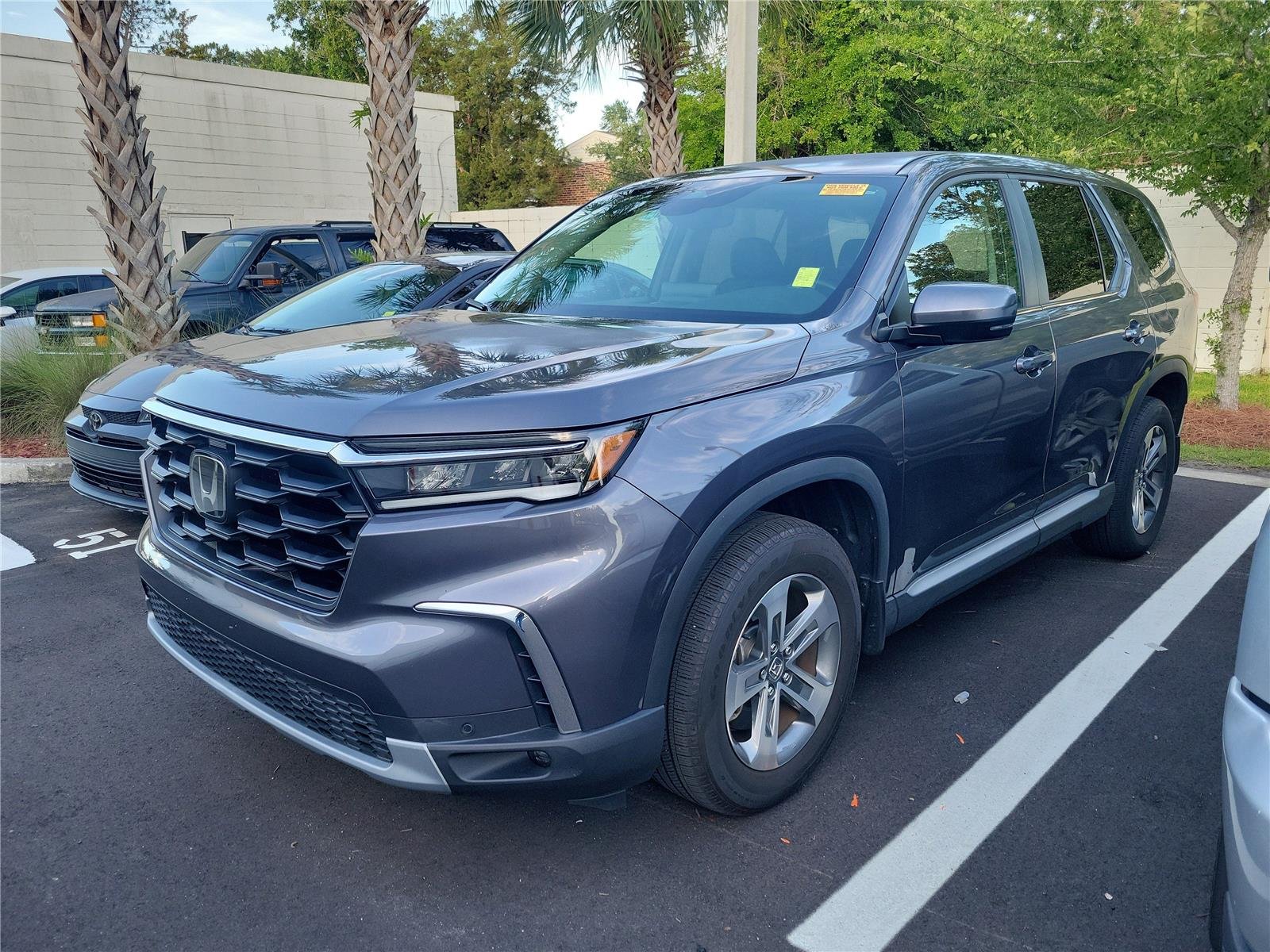 2024 Honda Pilot EX-L 8-Occupant AWD's photo