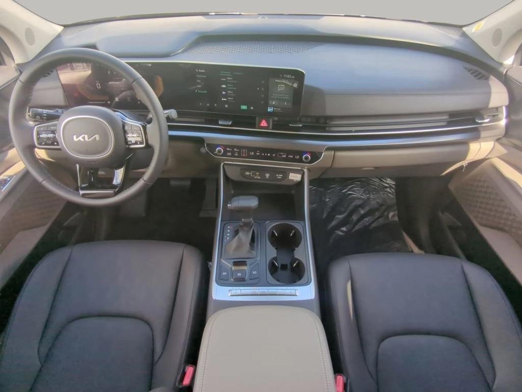 2026 Kia Carnival LXS - Photo 18