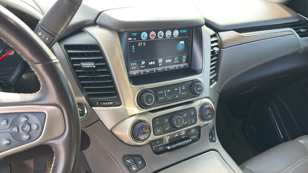 Used 2019 White GMC Denali image 15