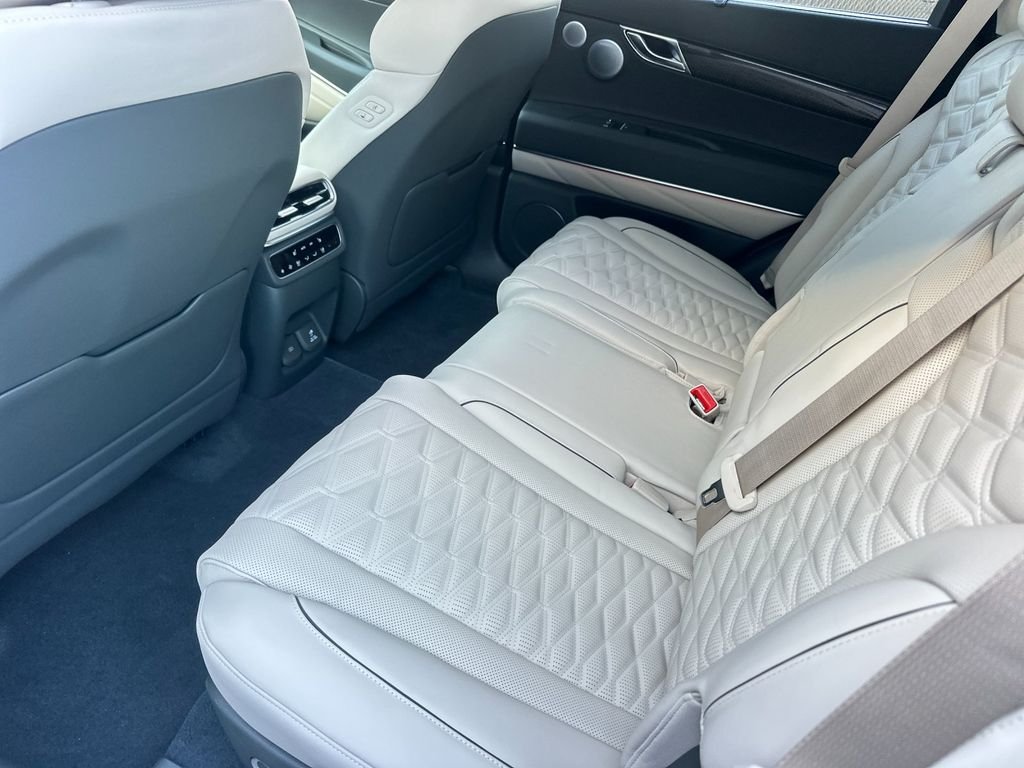 New 2026 White Genesis 3.5T E-SC MHEV image 12