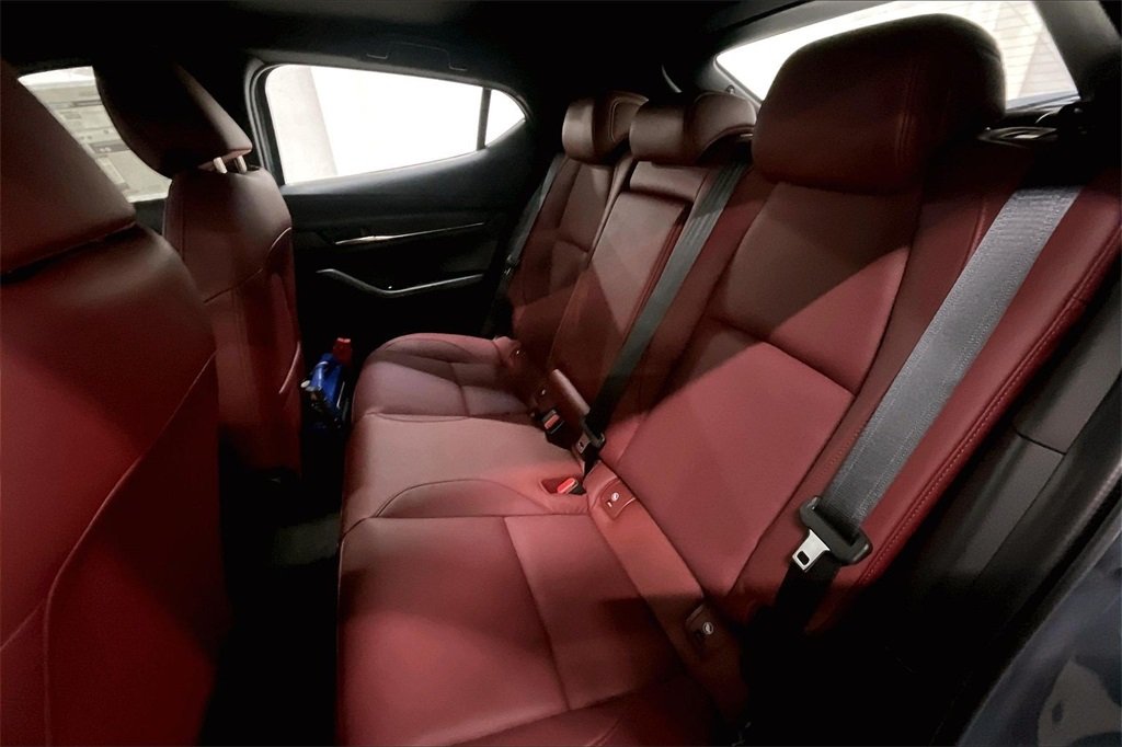 2026 MAZDA MAZDA3 - Image 9