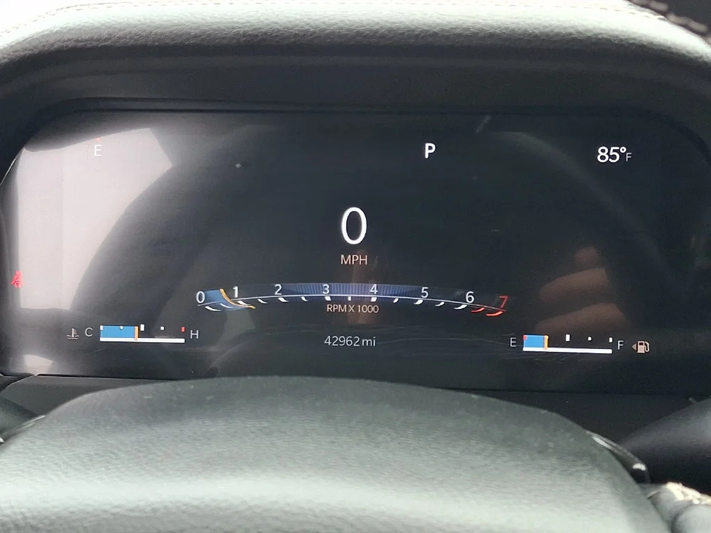 Used 2022 Velvet Red Pear Jeep Limited image 26