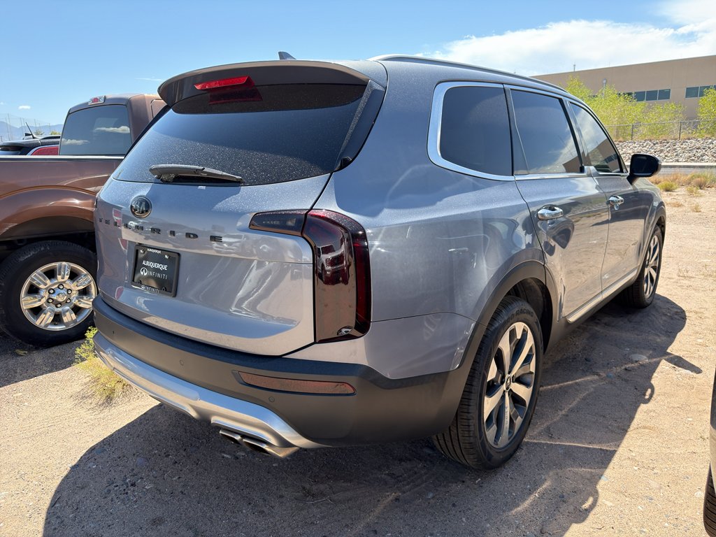 Used 2021 Everlasting Silver Kia S image 4
