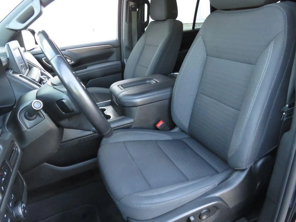 Used 2023 Black Chevrolet LS image 18