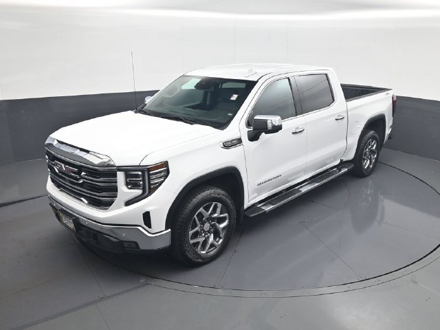 2023 GMC Sierra 1500 SLT - Photo 13