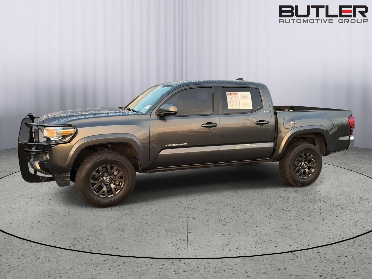 Used 2020 Magnetic Gray Metallic Toyota SR5 V6 image 3