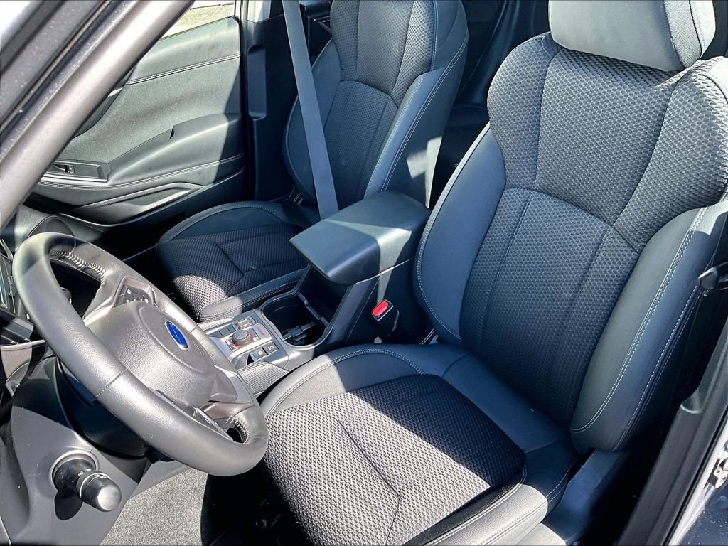 Used 2024 Gray Metallic Subaru Premium image 10