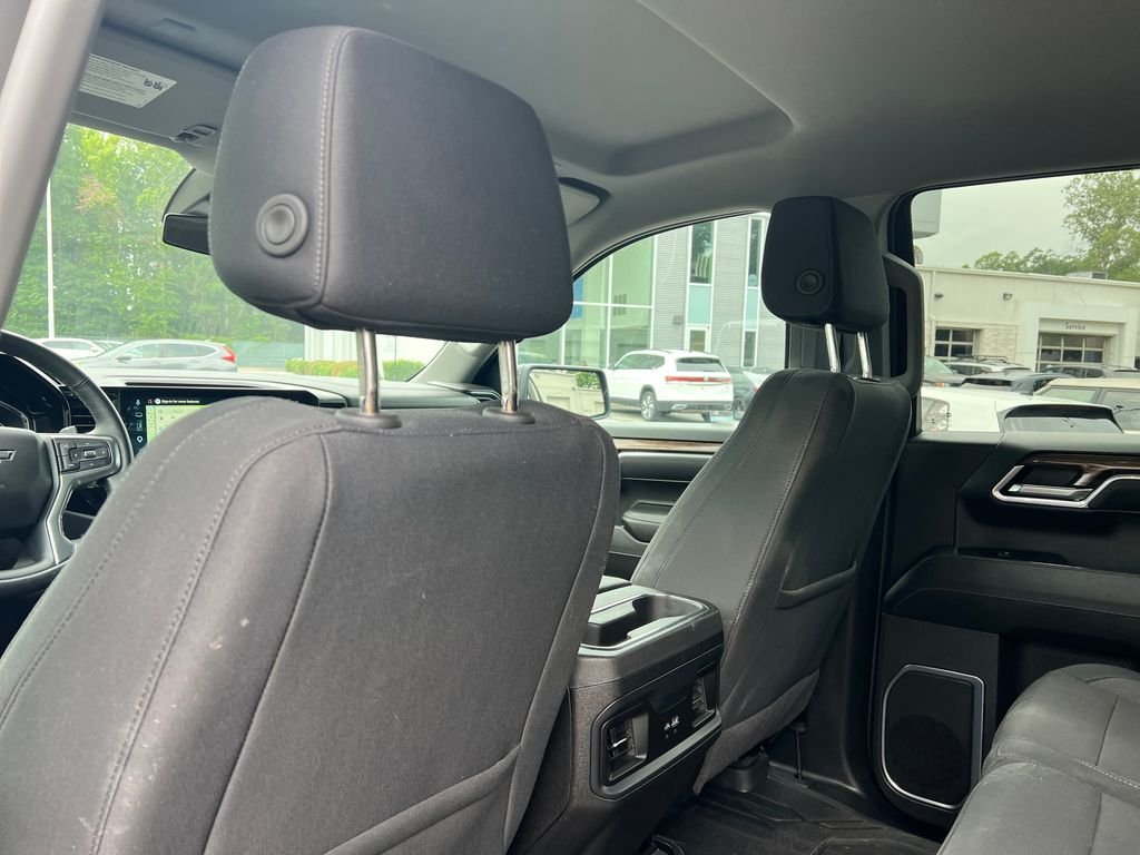 Used 2025 Black Chevrolet RST image 25