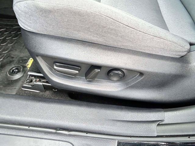 Certified Used 2025  Toyota LE image 15