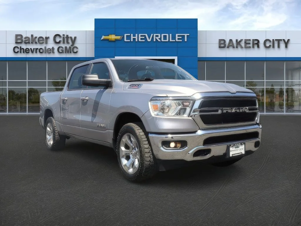 2022 RAM 1500 Big Horn/Lone Star 4x4 Crew Cab 5'7's photo