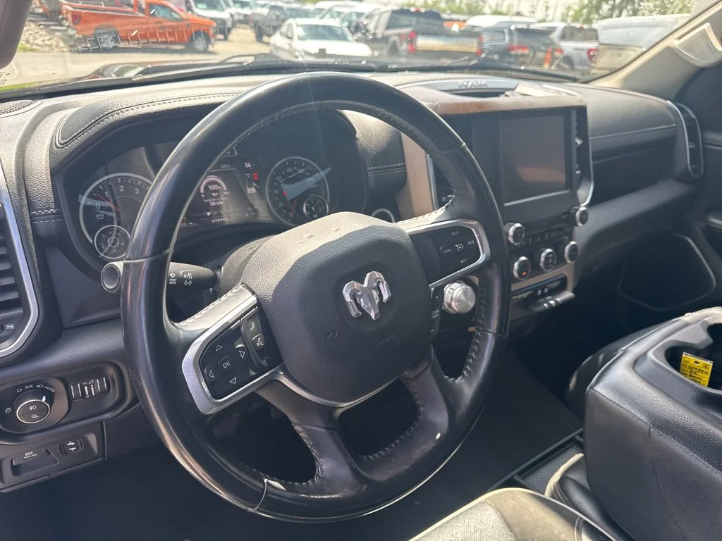 Used 2022 Black Ram Laramie image 18