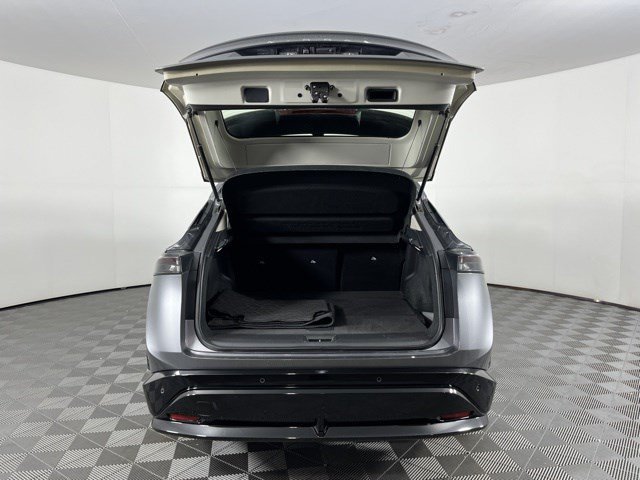 Used 2023 Gun Metallic Nissan ENGAGE image 41