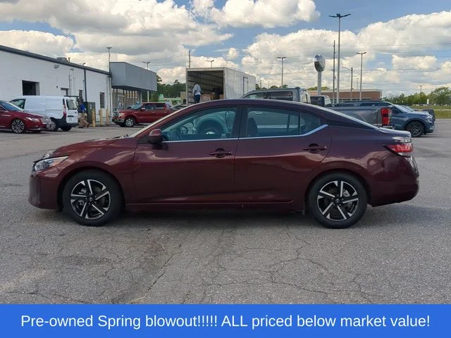 Used 2025 Red Nissan SV image 10