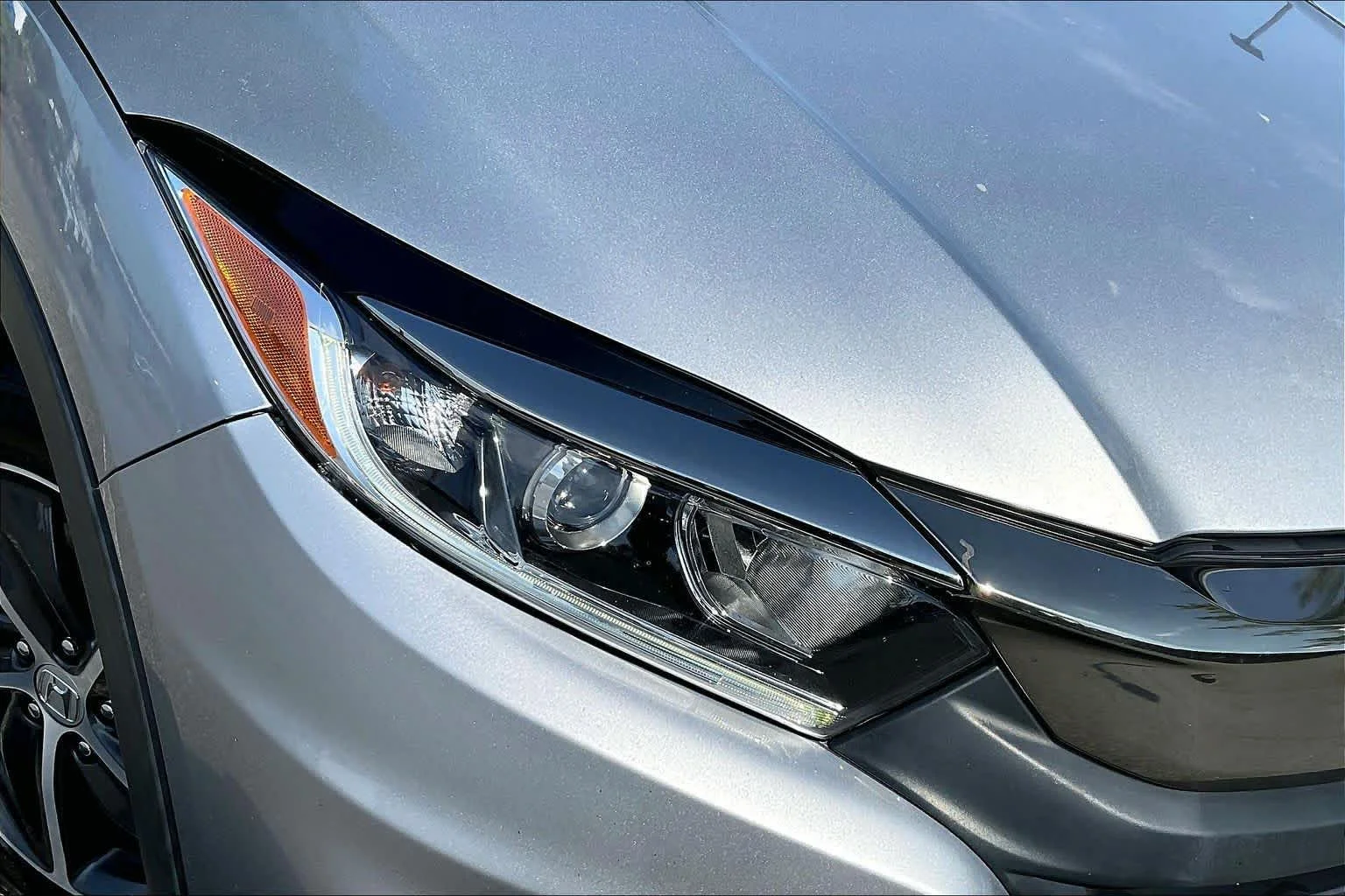 Used 2022 Lunar Silver Metallic Honda EX image 28