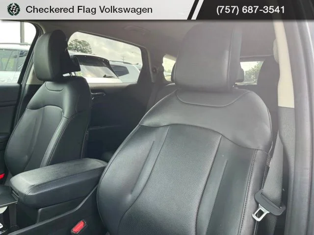 Used 2023 Ebony Black Kia EX image 18