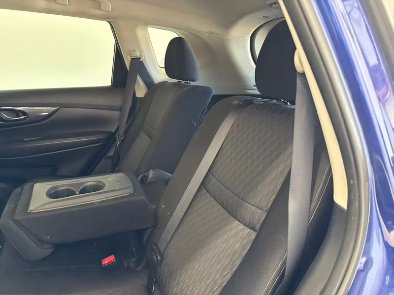 Used 2019 Blue Nissan S image 15