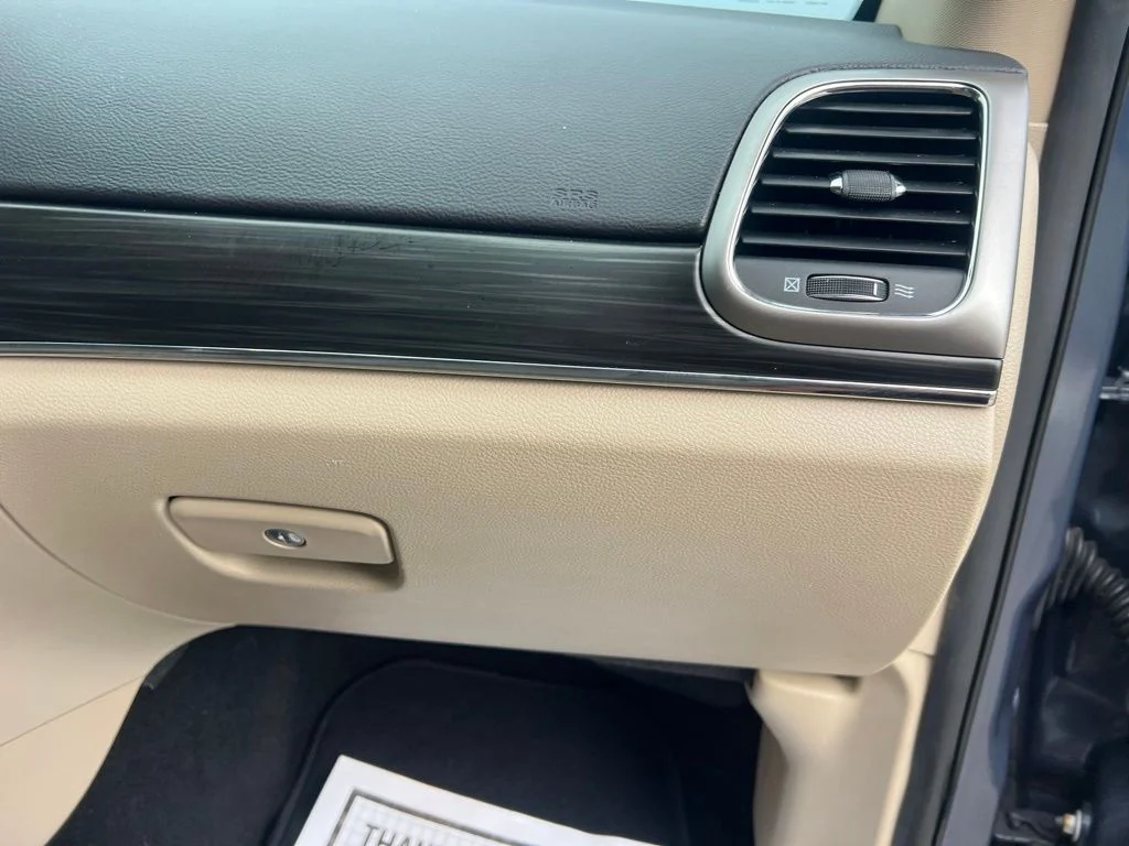 Certified Used 2019 Blue Jeep Limited image 15