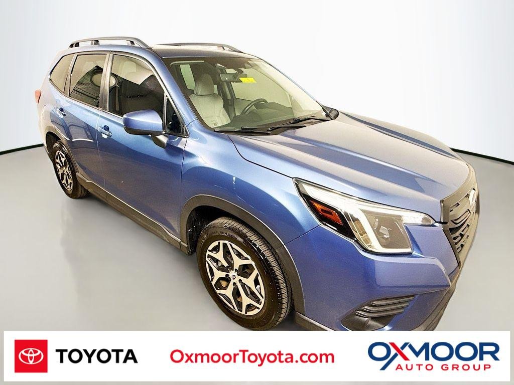 Used 2023 Horizon Blue Pearl Subaru Premium image 1