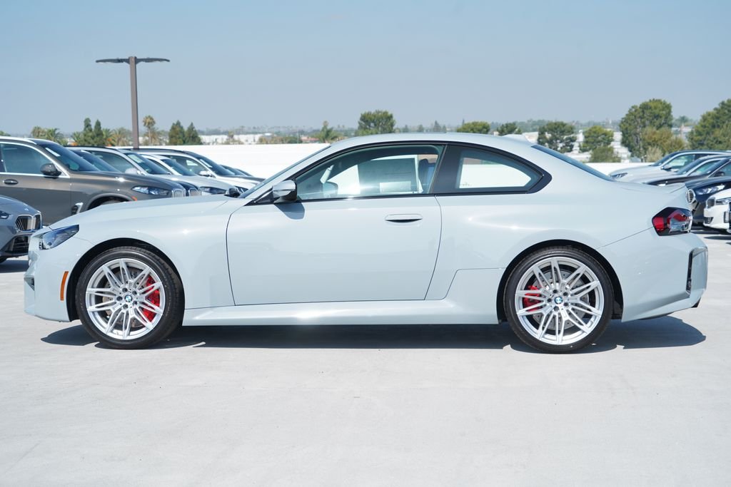 New 2026 Brooklyn Grey Metallic BMW Base image 4