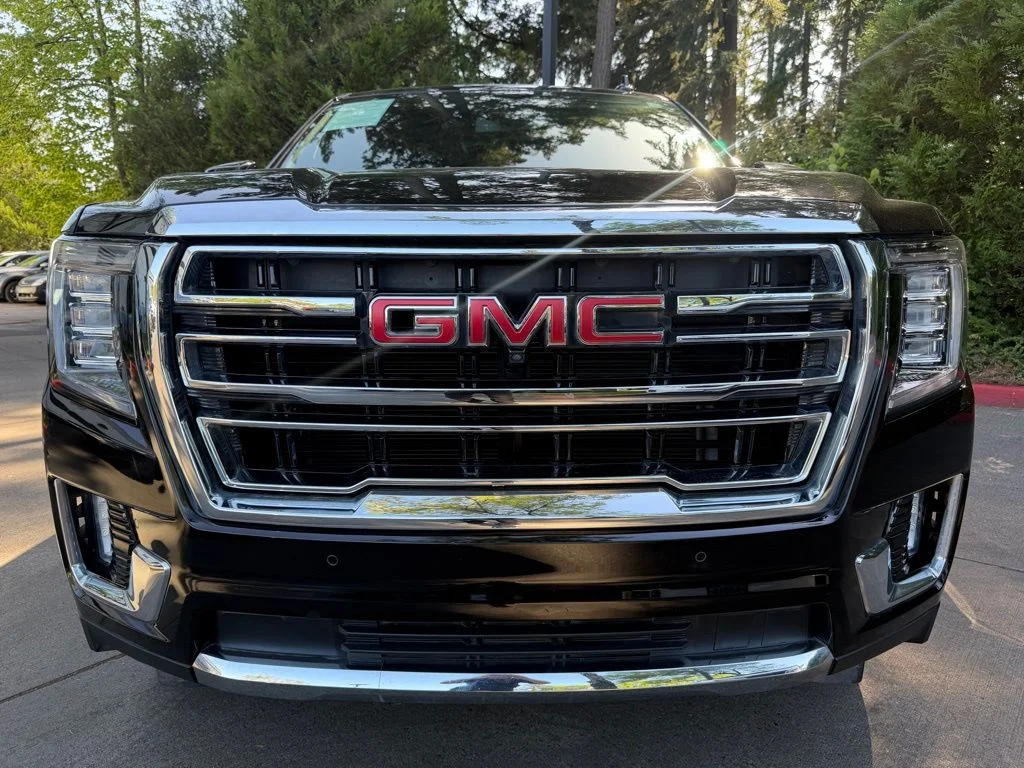 Used 2023 Black GMC SLT image 7