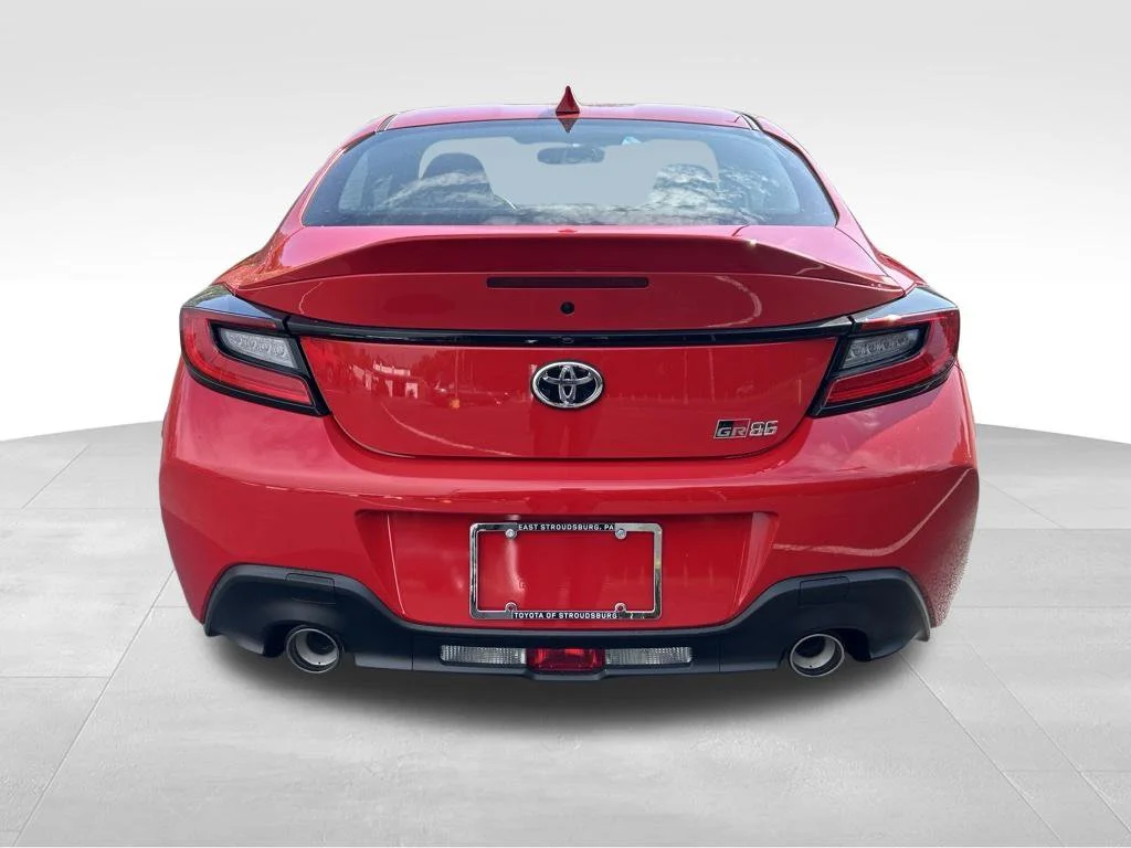 New 2026 Track Bred Toyota GR86 Premium image 4