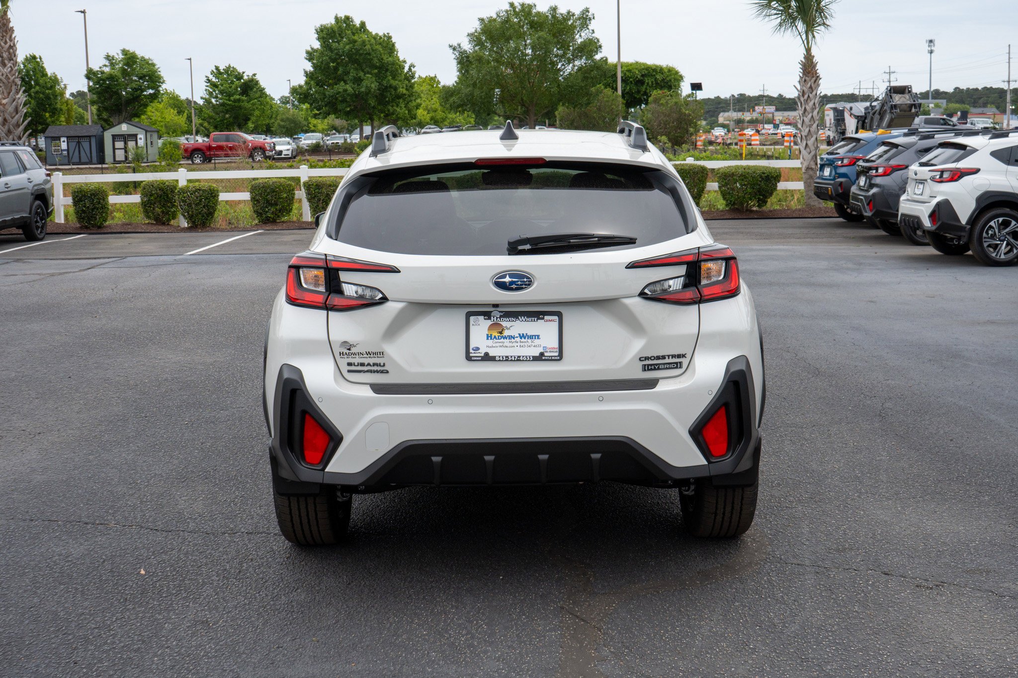 New 2026 CRYSTAL WHITE PEARL Subaru Limited Hybrid image 4