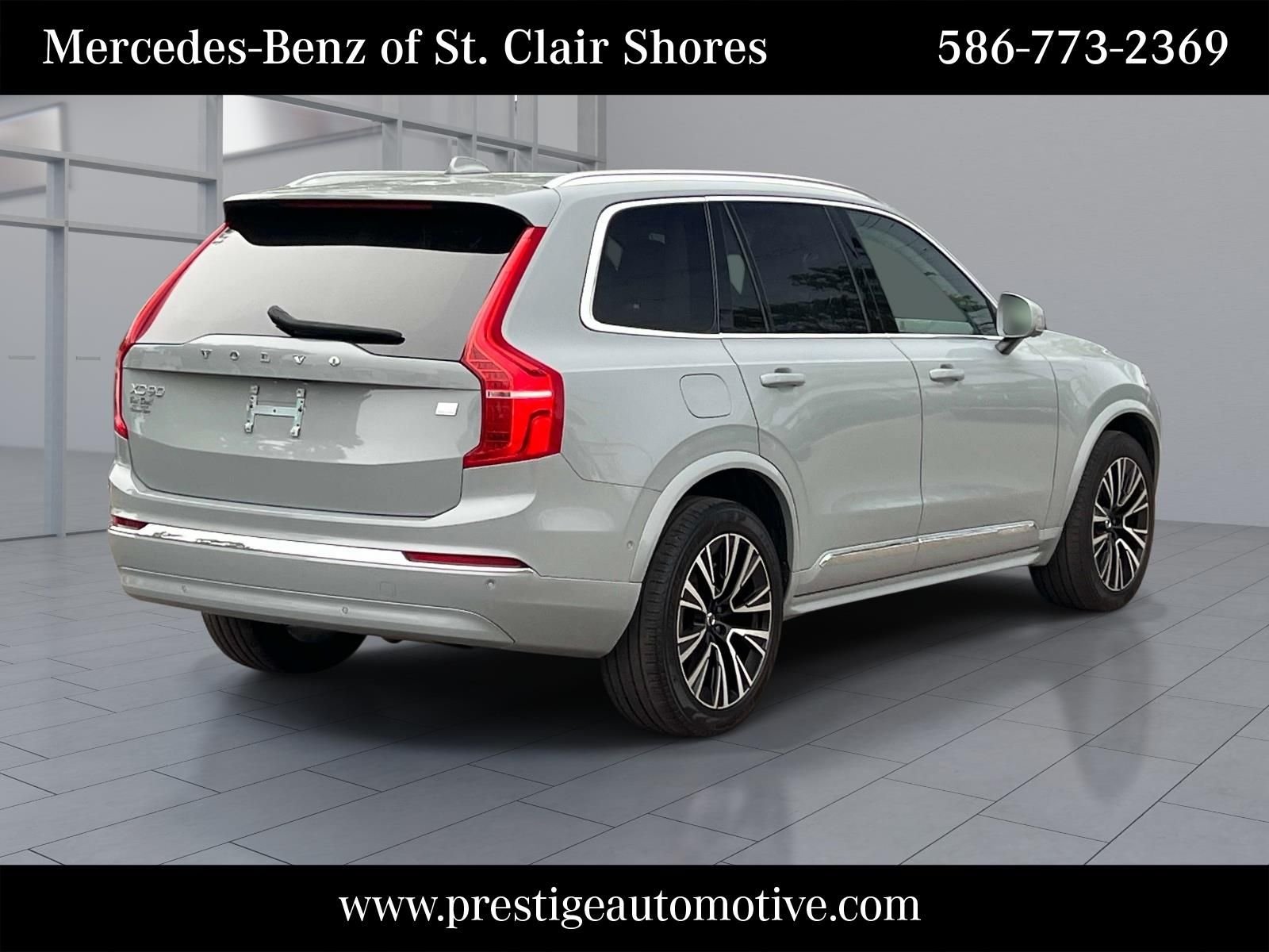 Used 2024 Gray Volvo T8 Plus Bright Theme 7 Passenger image 6