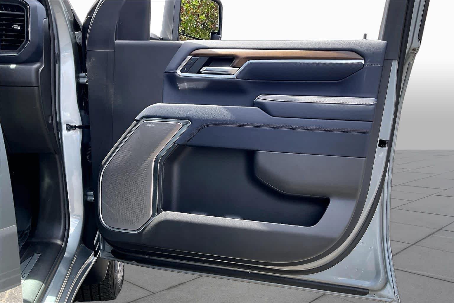 Used 2025 Sterling Gray Metallic Chevrolet High Country image 23