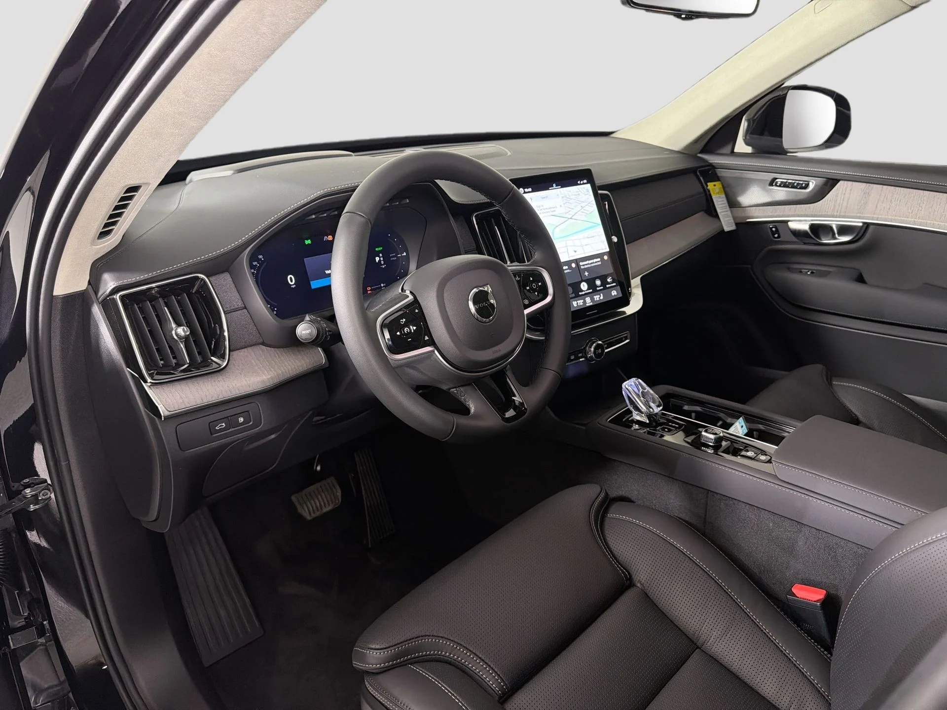 New 2026 Onyx Black Volvo Ultra image 9