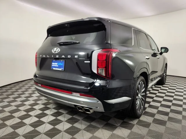 Used 2023 Black Hyundai Calligraphy image 5