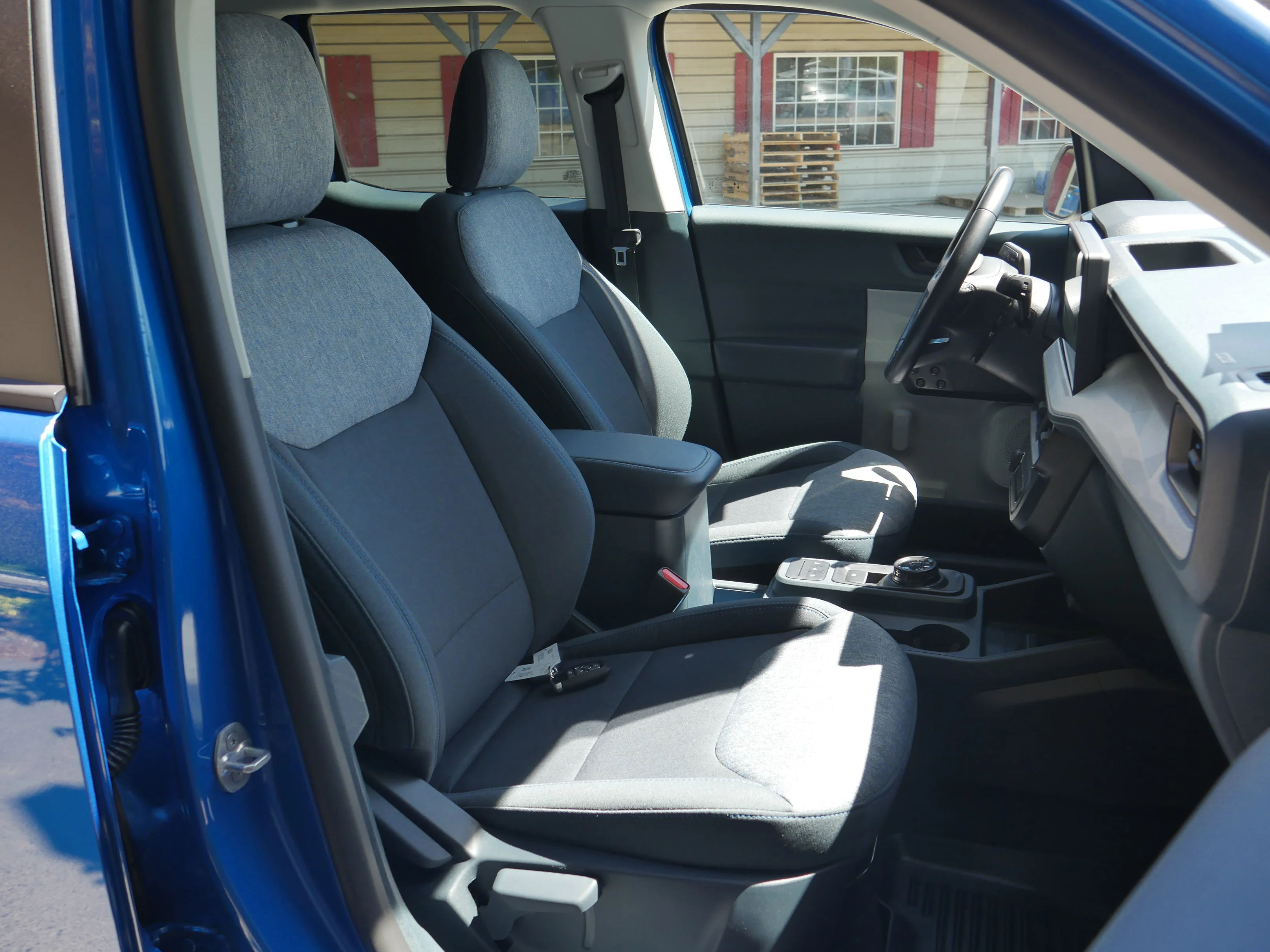 Certified Used 2025 Velocity Blue Ford XLT image 27