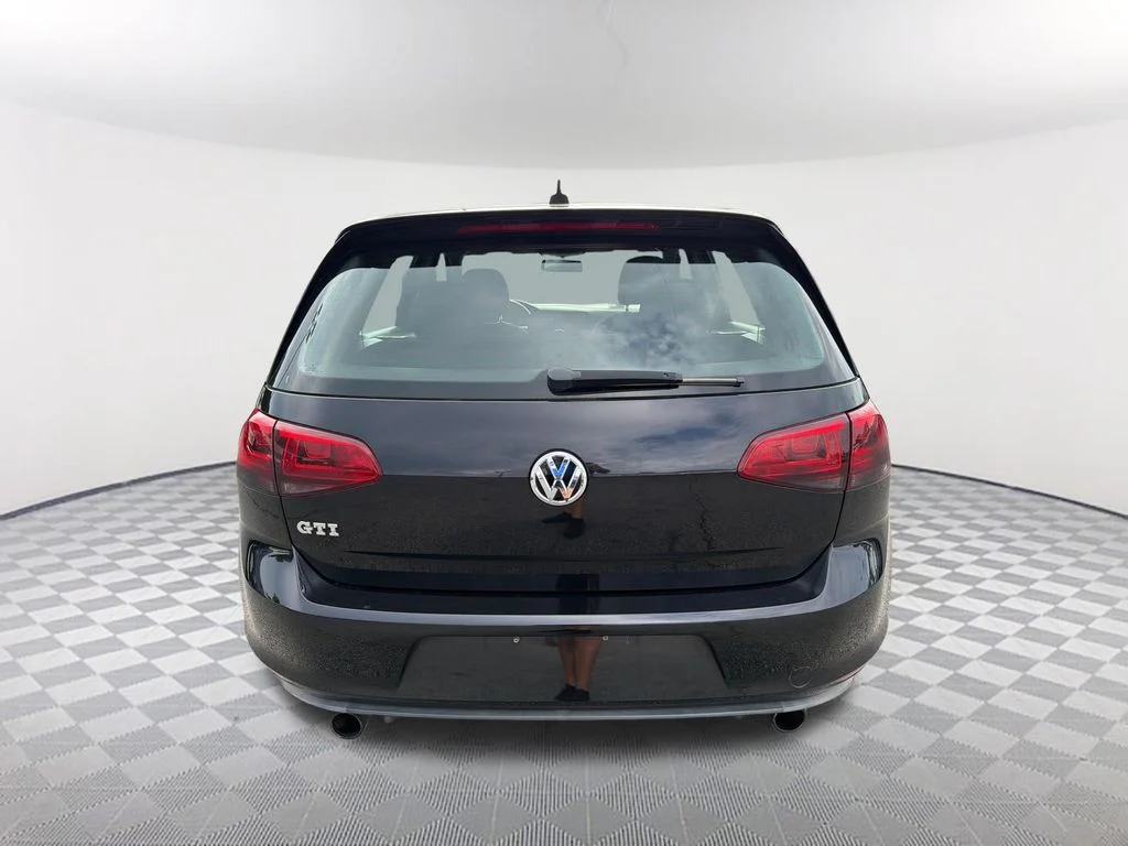 Used 2017 Black Volkswagen S image 6