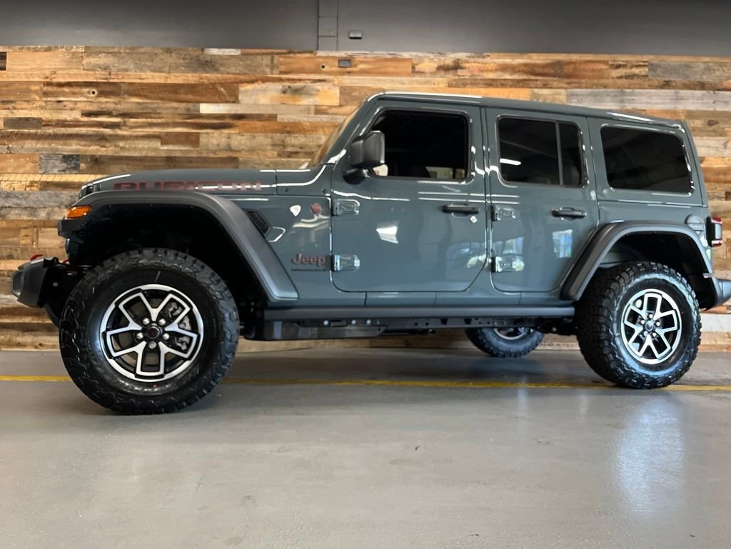 New 2026 Anvil Clear-Coat Exterior Paint Jeep Rubicon image 46