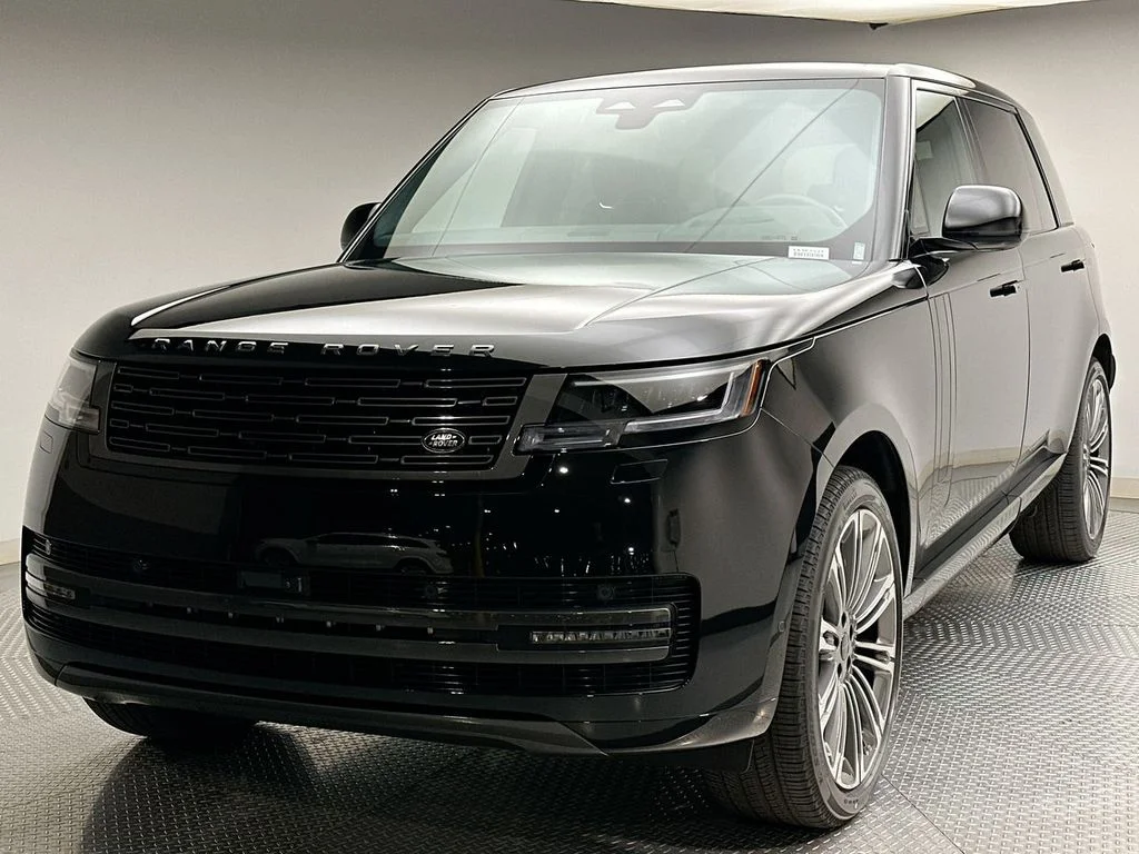2026 Land Rover Range Rover 3.0 SE LWB 7's photo