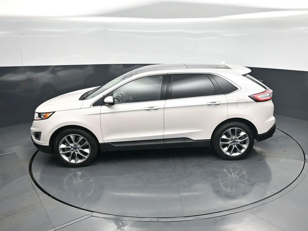 Used 2018 White Ford Titanium image 43