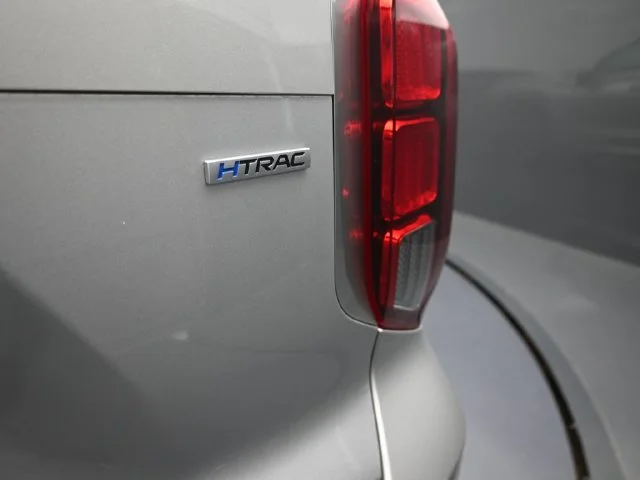 Used 2025 Silver Hyundai SEL Premium image 18