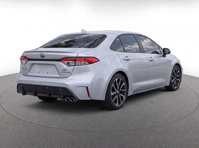 Used 2024 Silver Toyota SE image 4