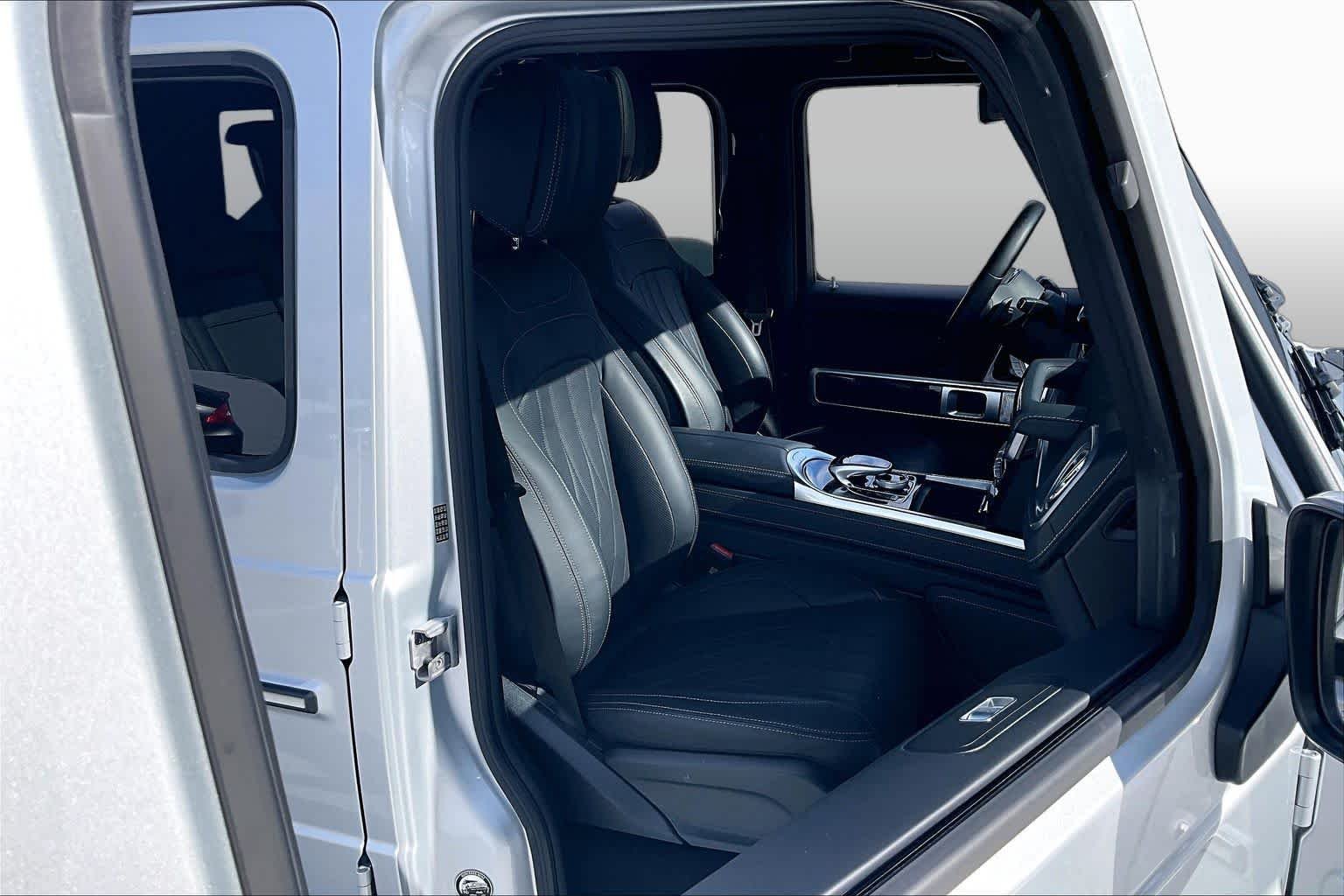 Used 2023 Iridium Silver Metallic Mercedes-Benz G 550 image 9