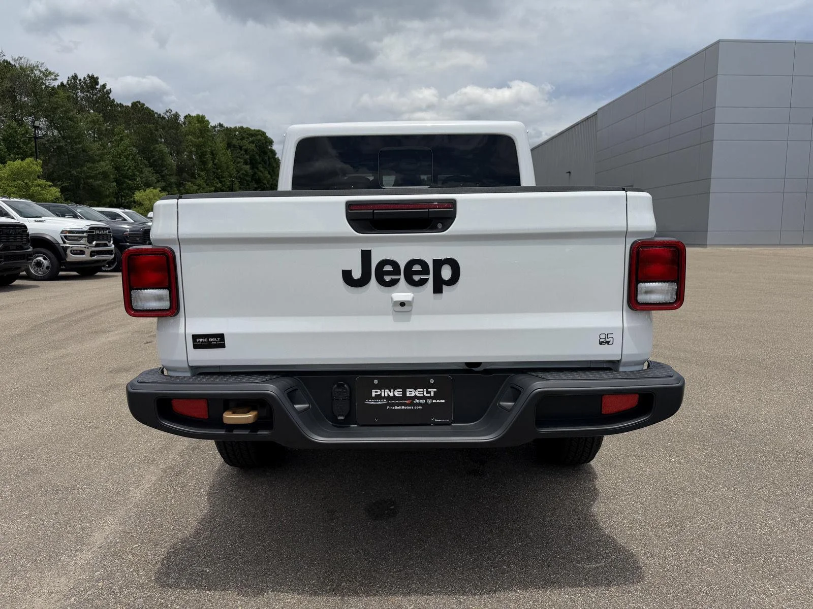 New 2026 Bright White Clearcoat Jeep 85th Anniversary Edition image 5