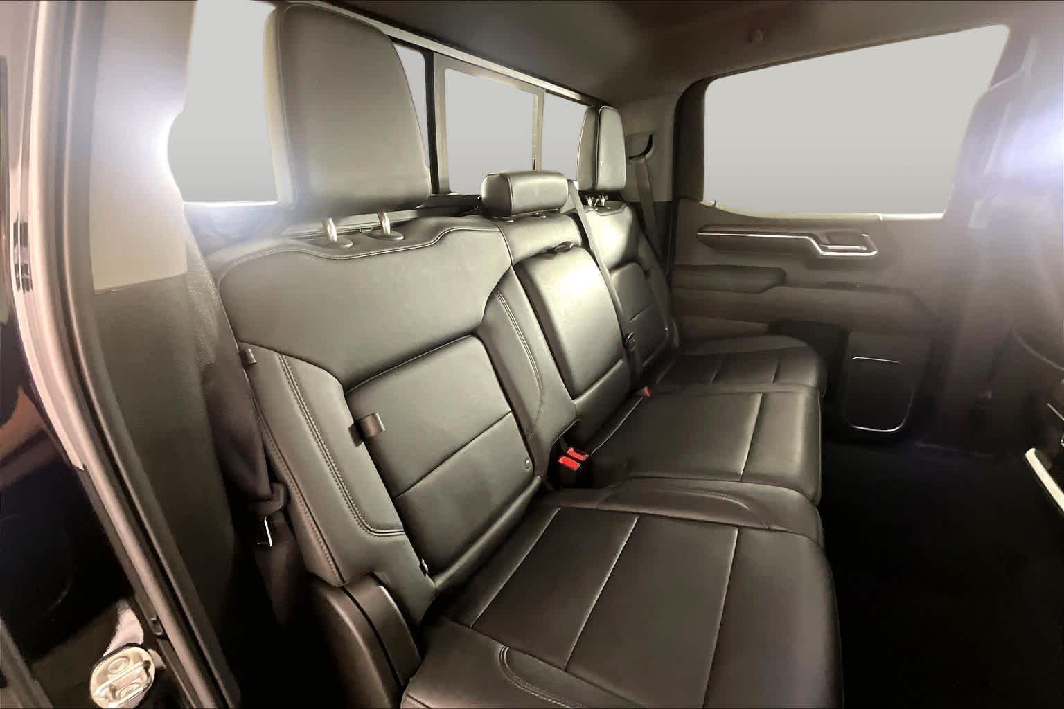 Used 2023 Onyx Black GMC SLT image 20