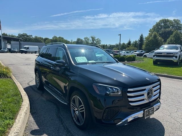 Used 2026 Black Mercedes-Benz GLS 450 image 7