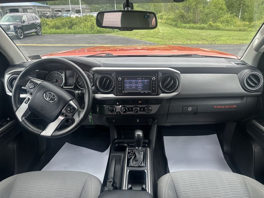 Used 2017 Red Toyota SR5 image 10