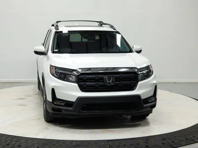 Used 2024  Honda RTL image 3