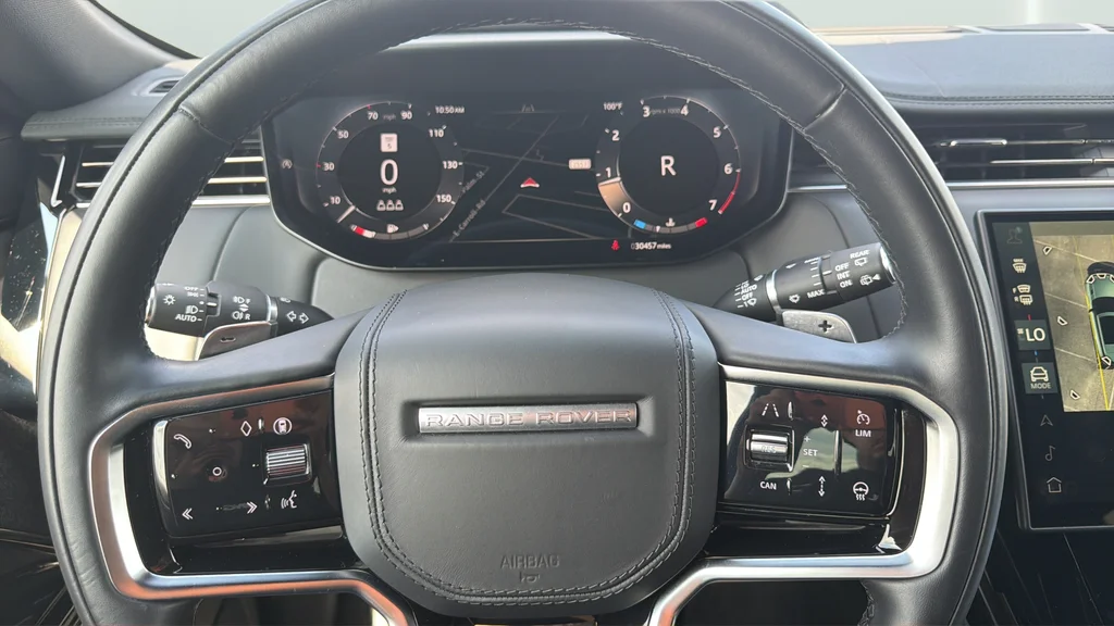 Used 2025 Black Land Rover SE image 24
