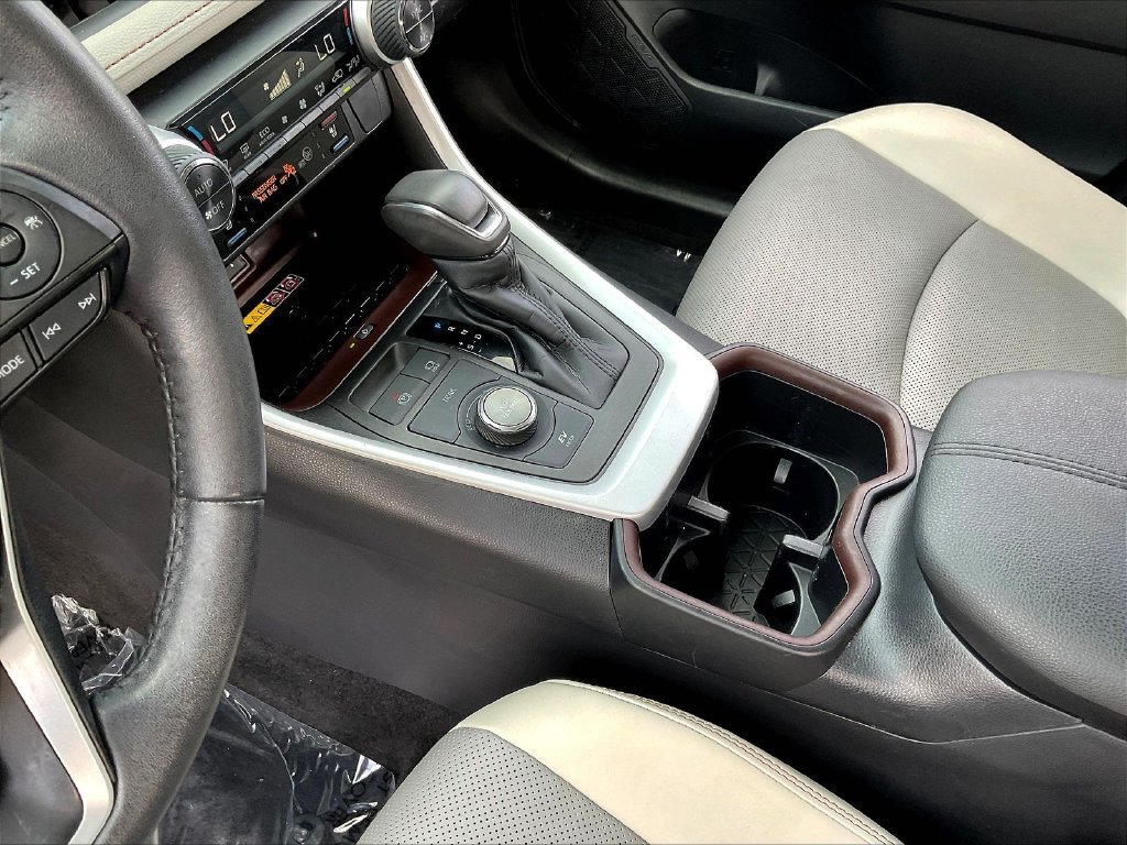 Used 2022 Silver Toyota Limited image 22