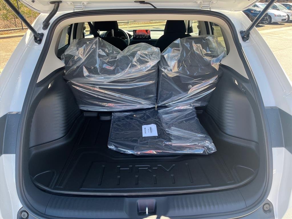 2026 Honda HR-V LX - Photo 13