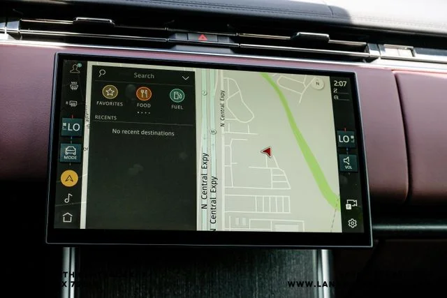 New 2026  Land Rover SE image 21