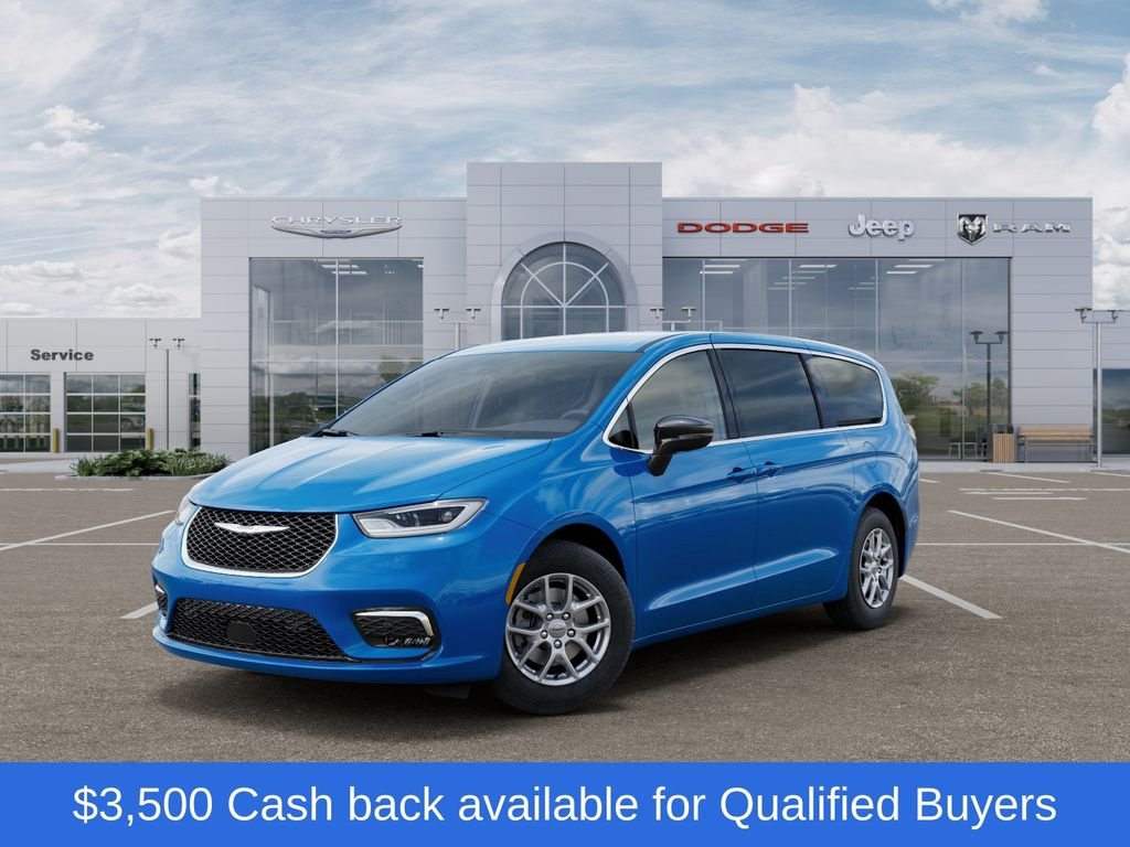 2026 Chrysler Pacifica Select's photo